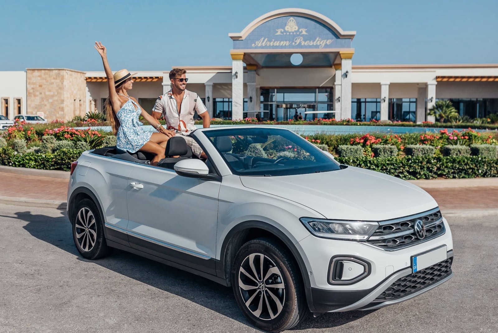 Meet and greet car rental handover and hotel return in Paphos